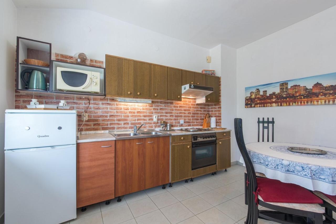 Apartments Kadum 25 Kadumi Luaran gambar